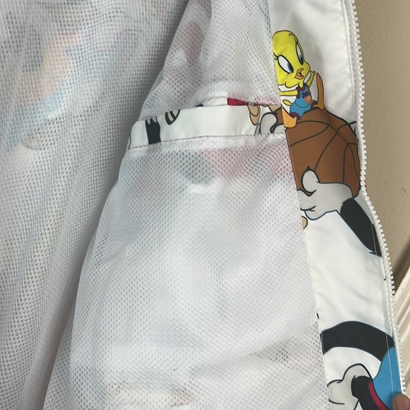 NEW Members Only Looney Tunes Space Jam Hood Windbreaker Jacket LARGE Cartoon - Picture 9 of 9